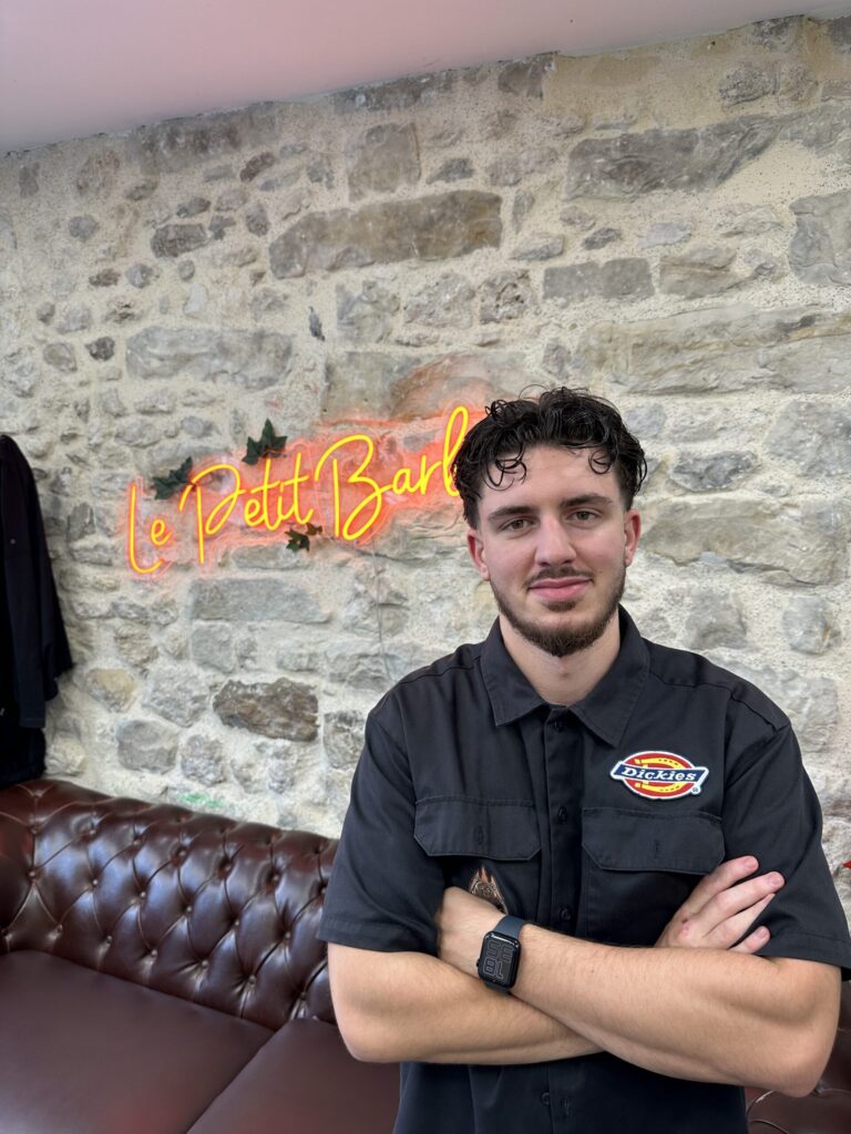 Le Petit Barbier - Salon de coiffure à Moret-Loing-et-Orvanne